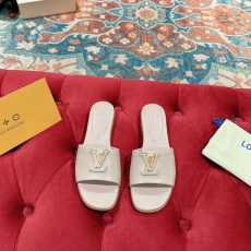 Louis Vuitton Slippers